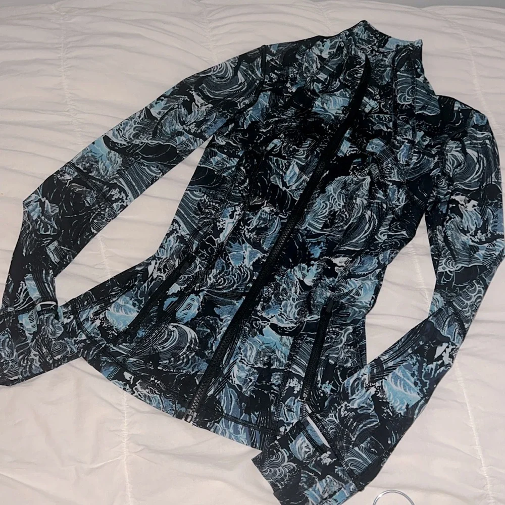 Lululemon Define Jacket *Nulux Eternal Wave Starlight Black, size 2